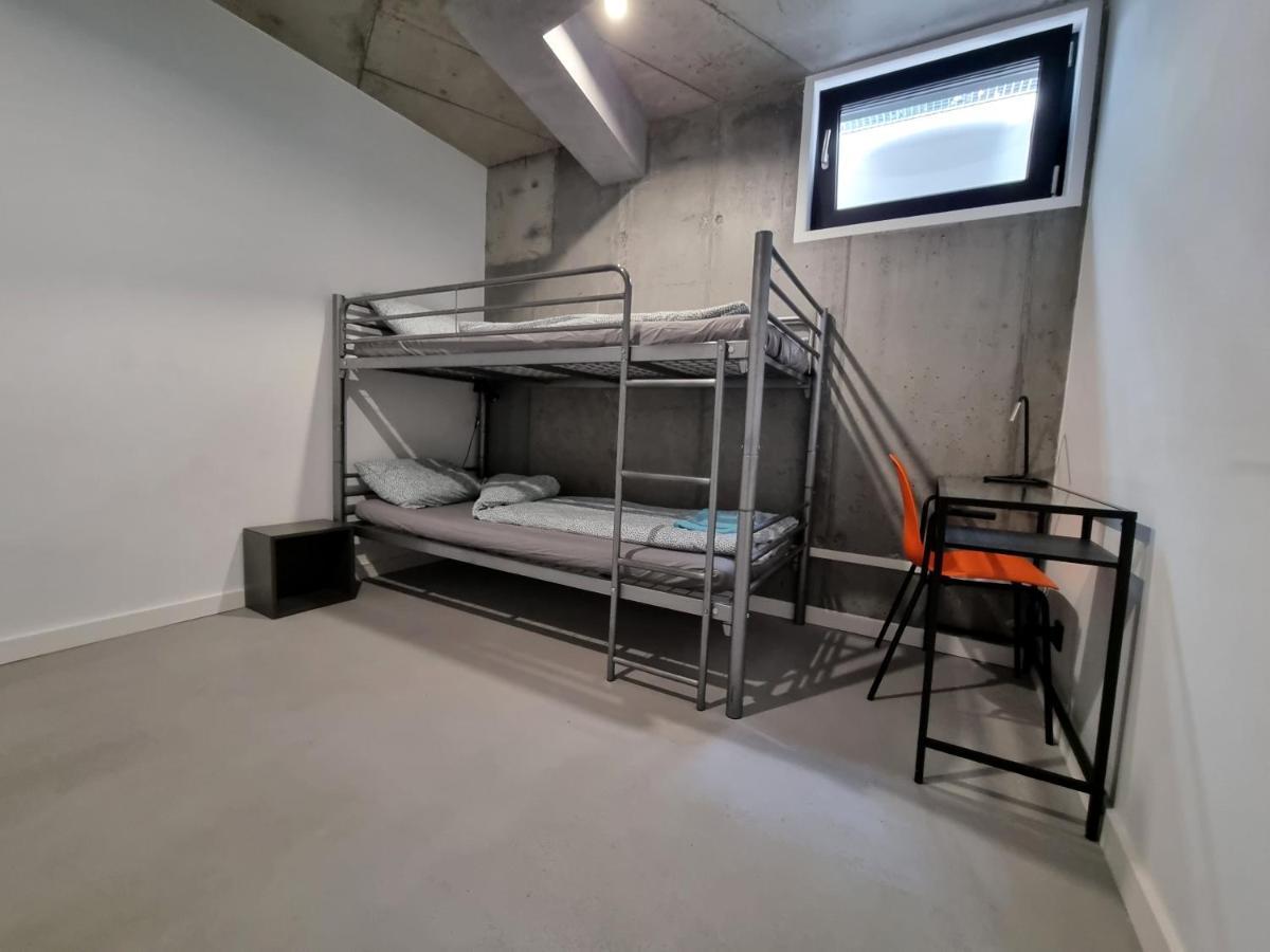 Industrialna Piwnica Hostel Gdansk Exterior photo